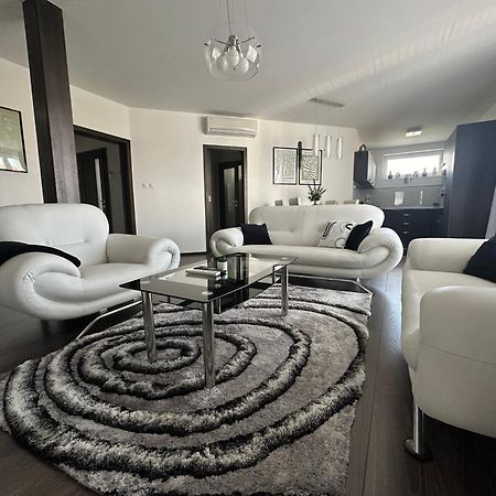 Panorama Apartments Presov Luaran gambar