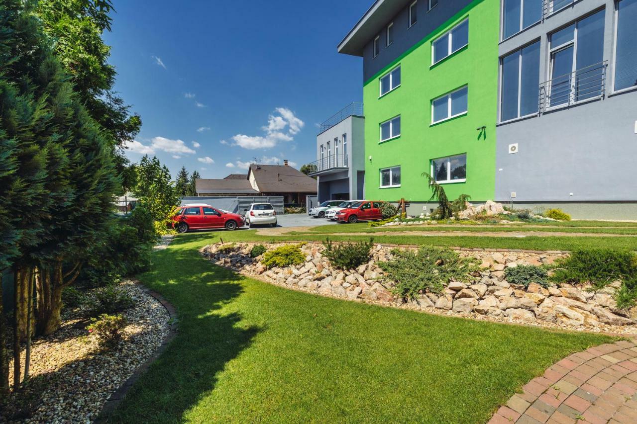 Panorama Apartments Presov Luaran gambar